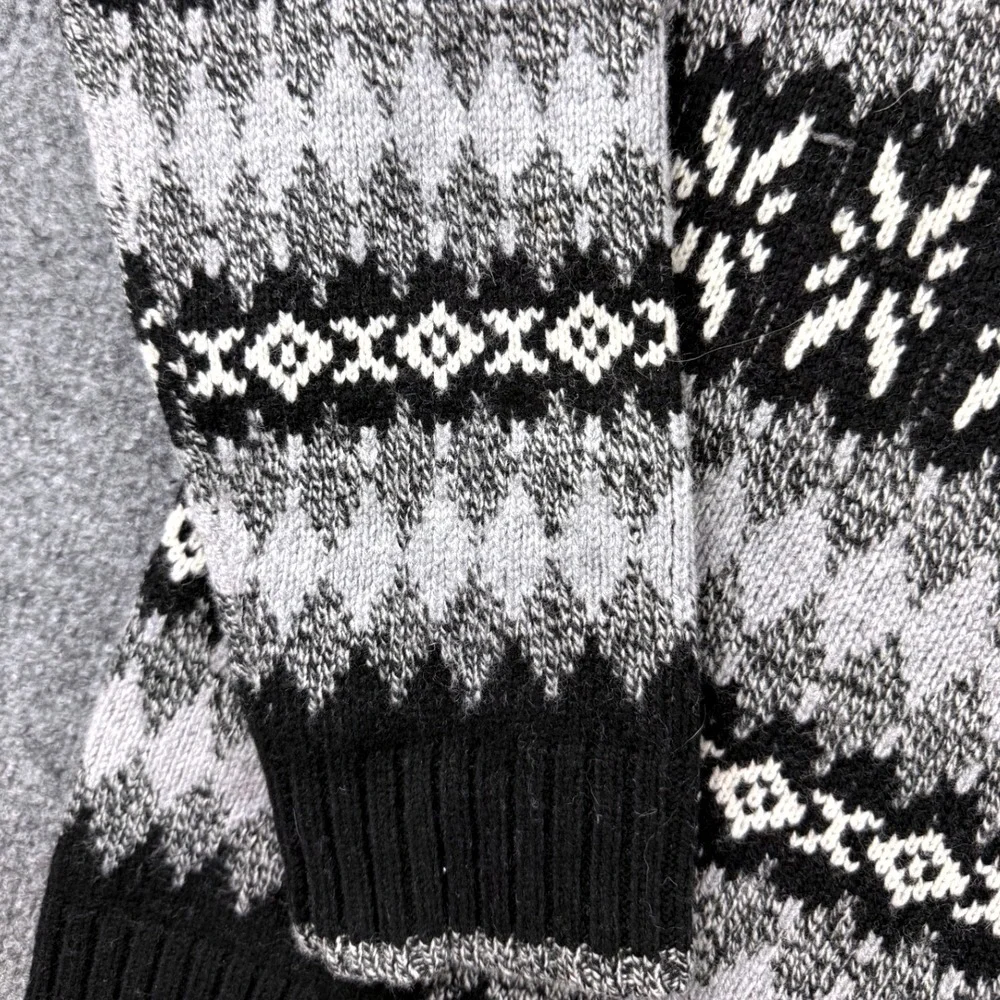 Obermeyer Men Sweater XL Fair Isle Ski Knit Nordic Argyle Prep Winter Black Crew